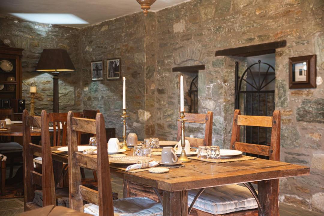 帕里奥艾利欧提威欧酒店 Agios Lavrentios 外观 照片